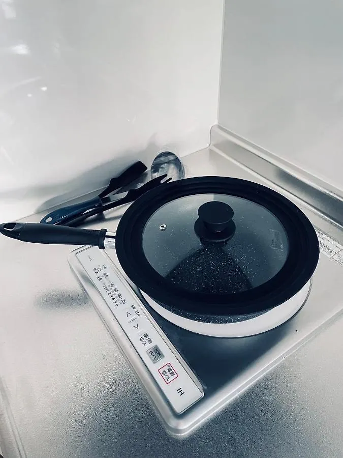 Dongjing Central: Cozy Apartment with Convenient Metro Access Tokyo